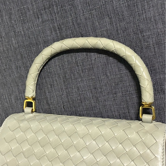 Bottega Veneta Light Sage Intrecciato Top Handle Crossbody Bag - Picture 16 of 16